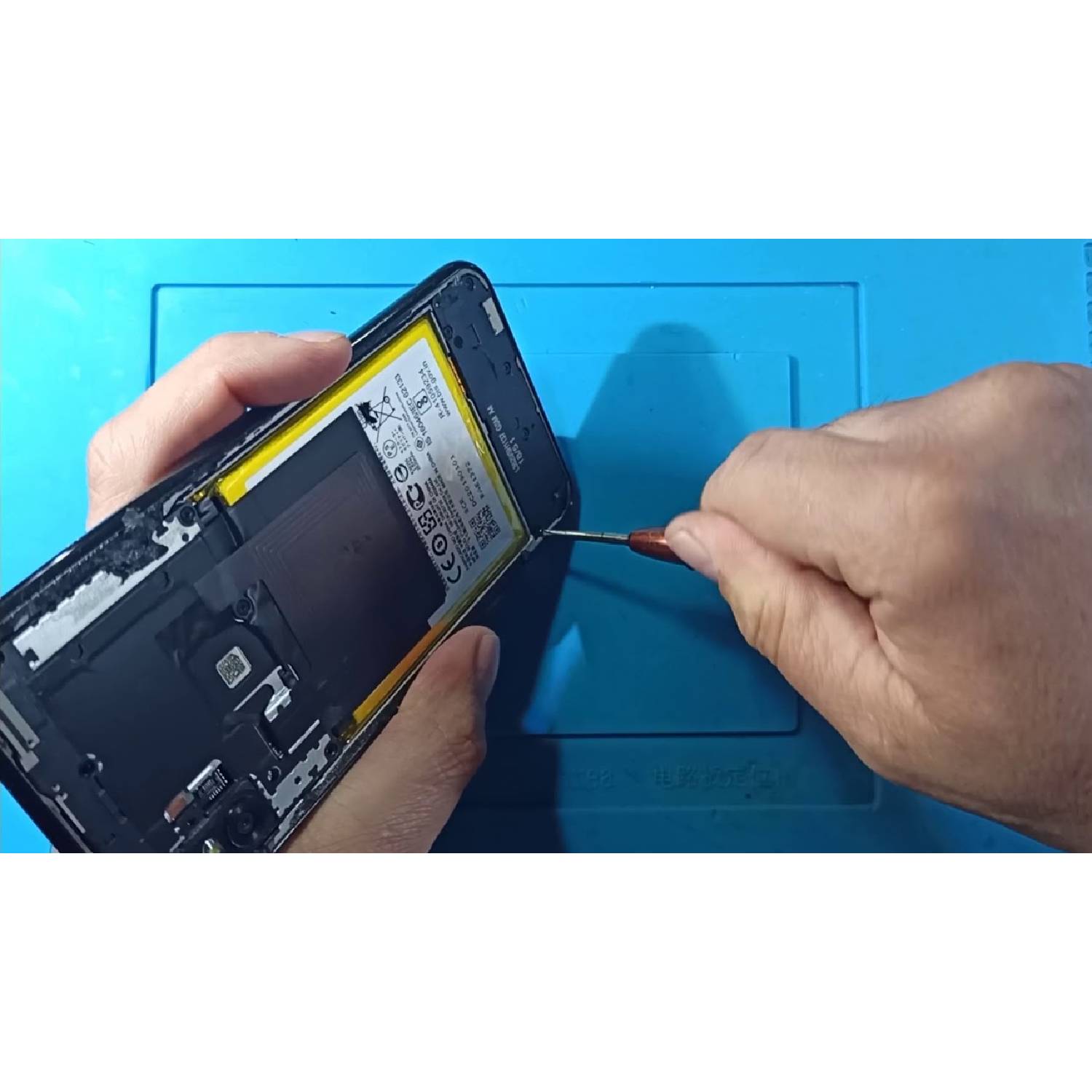 Motorola one zoom repair